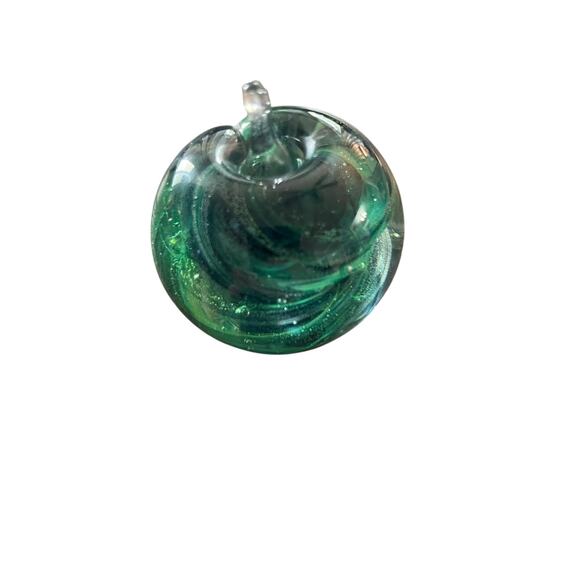 Vintage Kerry Glass Green Swirl Controlled Bubbles Apple Paperweight Ireland - Picture 1 of 4
